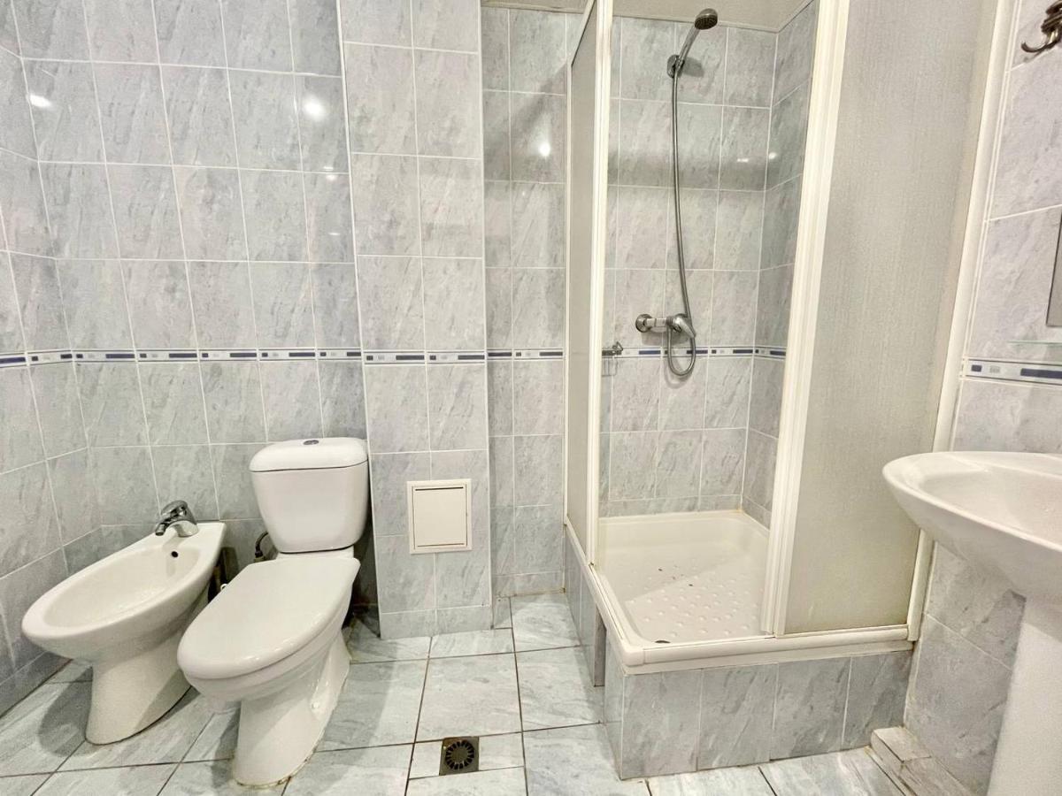 Hotel 7F Kiev Exteriör bild