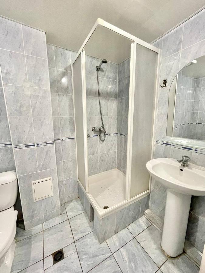 Hotel 7F Kiev Exteriör bild